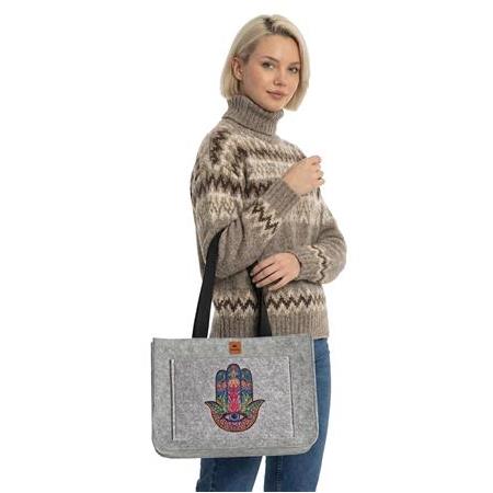 EK.BS.037 Orta Boy Fermuarlı Omuz Çantası - Baskılı Keçe Çanta - Fatma Ananın Eli - 35x25x9 cm