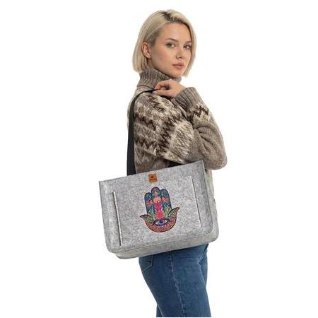 EK.BS.037 Orta Boy Fermuarlı Omuz Çantası - Baskılı Keçe Çanta - Fatma Ananın Eli - 35x25x9 cm